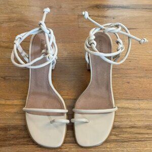 Alohas Heeled Sandals